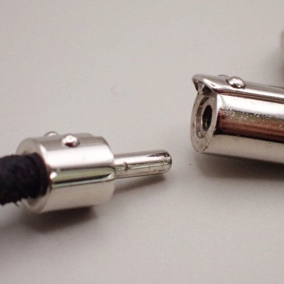 HERMES Viviride Leather Wrap Bracelet Choker with Heart Charm Accessory 66RL340 - Picture 8 of 9